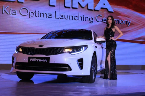 Xem chi tiết Kia Optima mới vừa ra mắt tại Hà Nội 