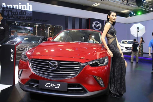 Mẫu crossover Mazda CX-3 gây chú ý tại triển lãm