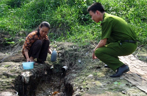 Rác, phế thải có phóng xạ đang tìm “đường” về Hà Nội