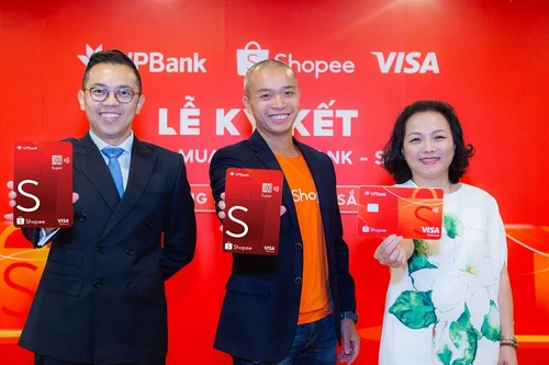 Ra mắt “Thẻ tín dụng VPBank Shopee” - tận hưởng niềm vui mua sắm