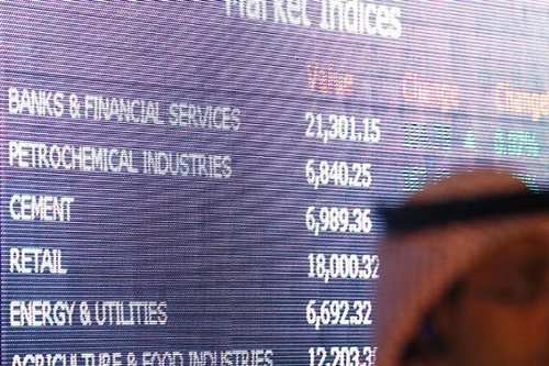 Ả-Rập Saudi cắt giảm hàng tỉ USD ngân sách do giá dầu giảm mạnh