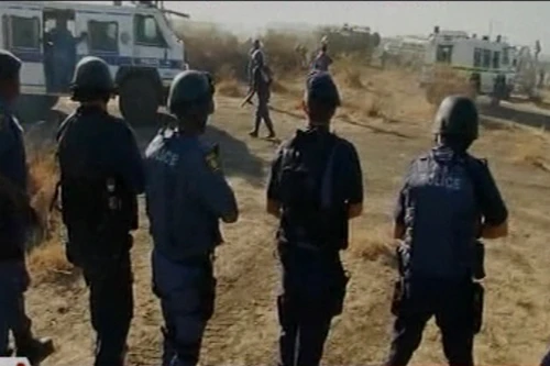 Nam Phi: Lại 1 vụ đụng độ giữa cảnh sát và thợ mỏ