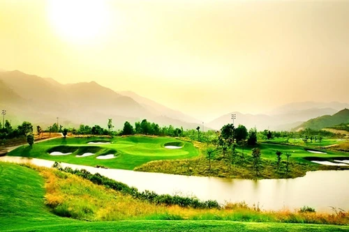Trải nghiệm thượng lưu với ưu đãi đặc biệt tại Ba Na Hills Golf Club hè 2016