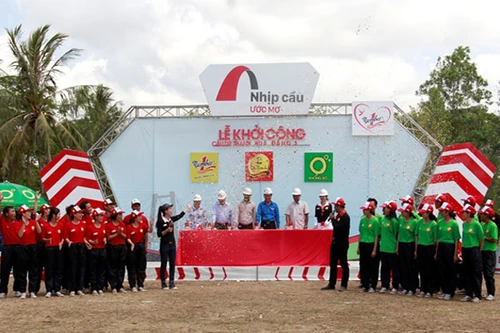 Tân Hiệp Phát khởi công cây cầu thép thứ 10 cho dân nghèo miền Tây