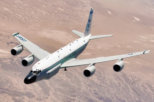 [ẢNH] Máy bay trinh sát điện tử Mỹ chế áp thành công hệ thống S-400 Triumf Nga tại Syria?