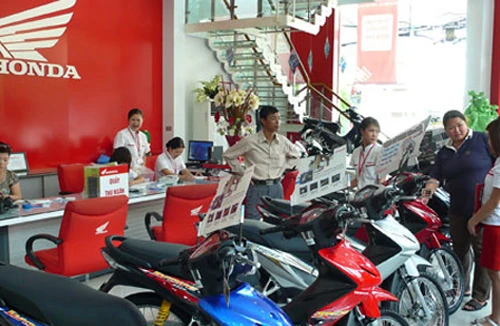 "Điên loạn" giá xe máy