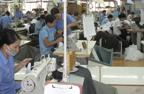 Lương tăng không khiến sản xuất gặp khó khăn