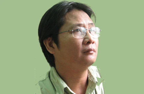 Viết hay nhờ… mèo cắn