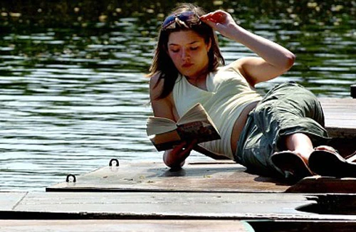 Sách không thấm nước đầu tiên