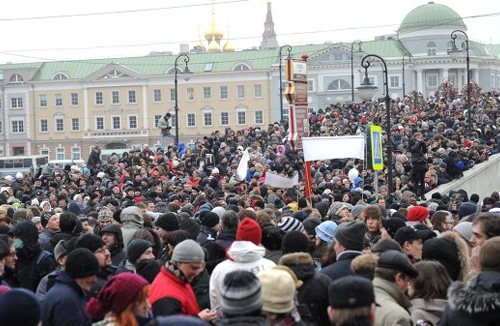 Biểu tình hòa bình tại nhiều thành phố
