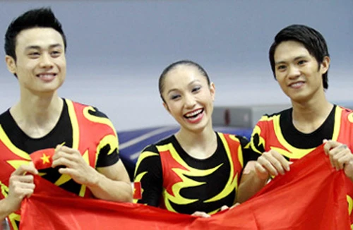 Đoàn TTVN chạm mốc 96 HCV