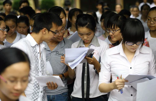 Khối các trường ngoài công lập kiến nghị bỏ điểm sàn chung