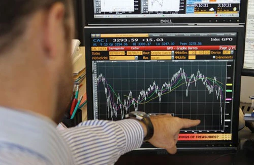 Thế giới vàng mắt vì vàng