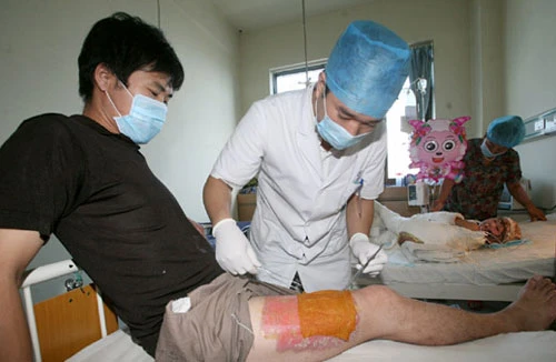 Chịu đau đớn - chỉ vì con