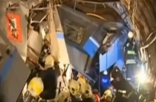 Nga điều tra vụ tai nạn tàu điện ngầm