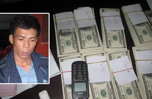 Mang trái phép 80.000 USD qua biên giới