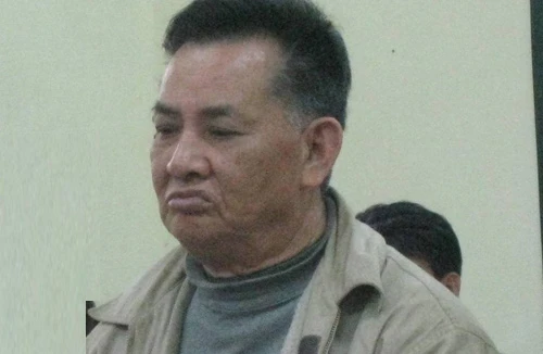 “Chén” quá đà, giám đốc ra tòa