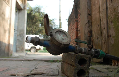 Hàng tỷ đồng đắp chiếu: Nhà máy mọc rêu