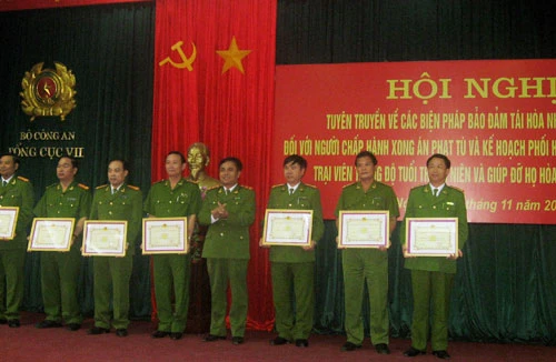 “Sự hối hận và niềm tin hướng thiện”