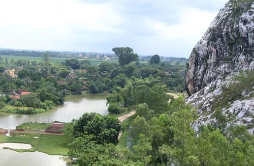 Chùa Vô Vi trên núi Vô Vi