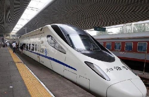 Toàn bộ tàu cao tốc Trung Quốc thực hiện giảm tốc 