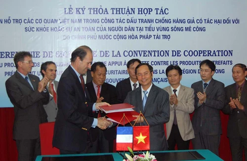 Pháp hỗ trợ Việt Nam chống hàng giả