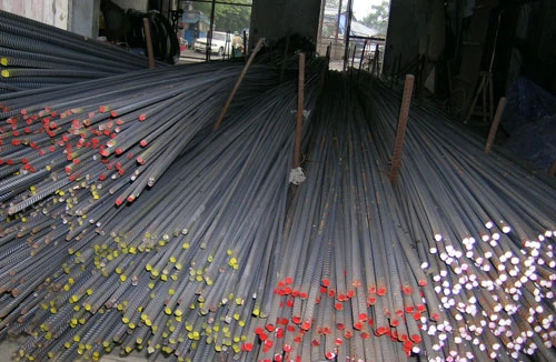 Thép tăng giá vẫn chưa hết lo