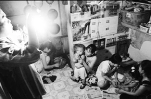 Mức trần giá điện sinh hoạt mới tăng thêm 98 đồng/kWh