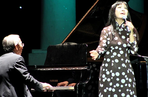 Nhạc để sẻ chia chứ không để bán