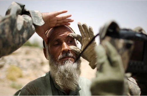 Công nghệ xác định nghi phạm khủng bố