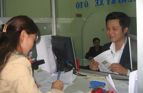 Áp dụng mức lệ phí đăng ký xe máy mới: CSGT Hà Nội đã sẵn sàng 