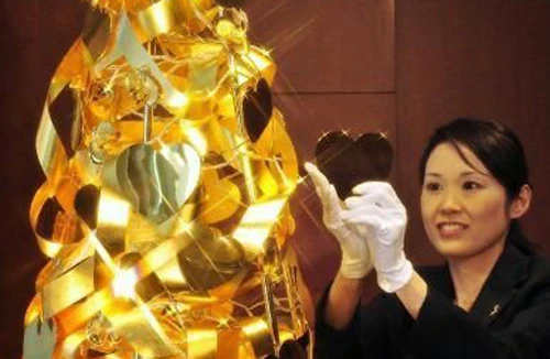 Cây thông Noel bằng vàng