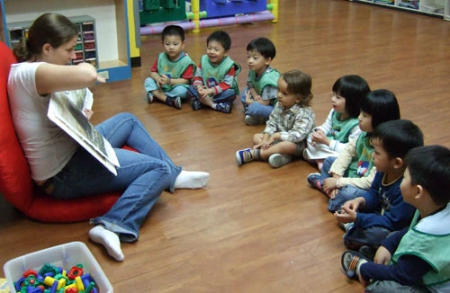 Trẻ em học ngoại ngữ: Khi nào là phù hợp?