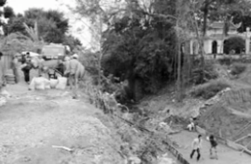 Công trình chống lũ ở Chương Mỹ bị “rút ruột” thế nào?