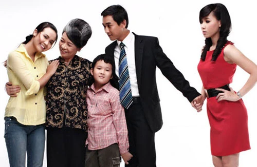 Cả đoàn làm phim… khám mắt tập thể