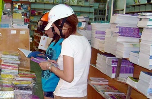 “Loạn” sách tham khảo tiếng Anh