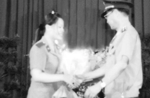 Nữ chiến sĩ trẻ mê nghiên cứu khoa học 