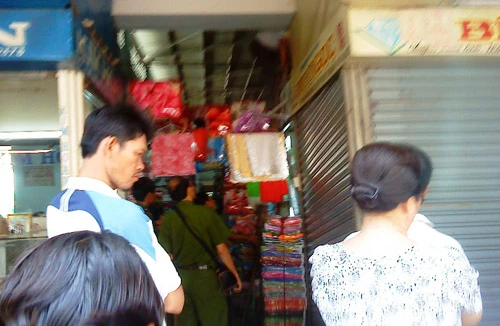 Một hiệu vàng bị mất trộm tài sản lớn