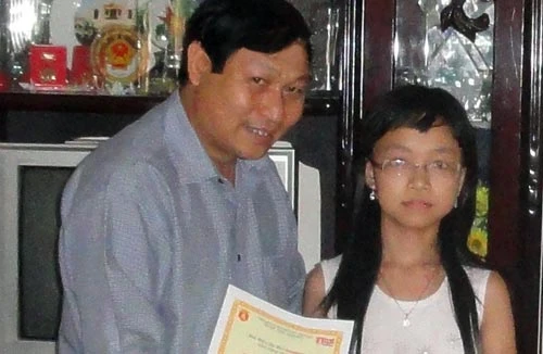 Trao phần thưởng cho bạn đọc "nhí" tại TP Cần Thơ