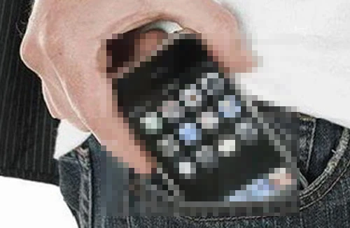 Gia tăng chấn thương vì “nghiện” điện thoại thông minh