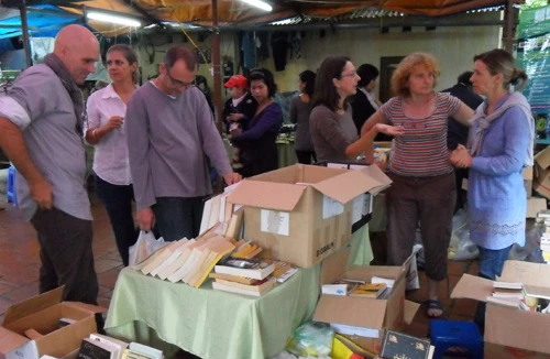 Chợ phiên châu Âu giữa lòng Hà Nội