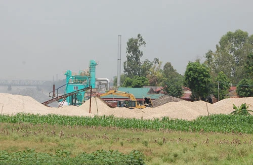Sẽ xử lý dứt điểm các trạm trộn bê tông không phép