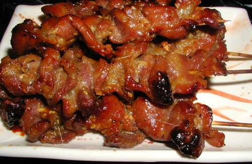 Thận trọng ăn thịt nướng với đồ uống có gas 