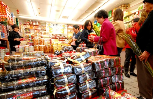 Tết Nguyên đán: Không để tăng giá đột biến