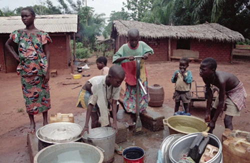 Đắp xây nền móng hòa bình