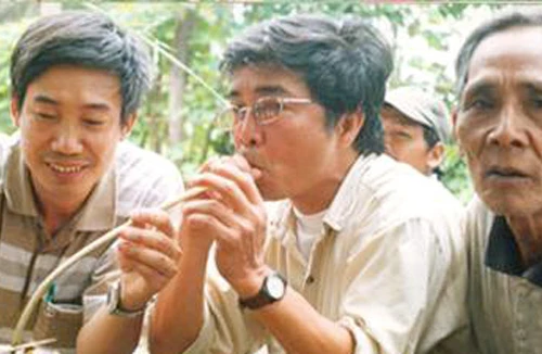 Nhà văn “nghiện”… trái đắng!