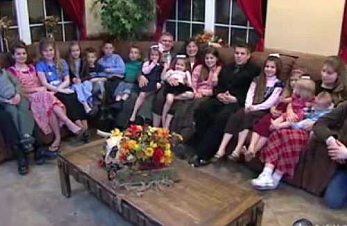 18 đứa con, chưa đủ (?!)