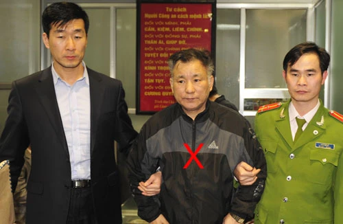 Vị thế Interpol Việt Nam: “Chiến đấu” trên đất bạn