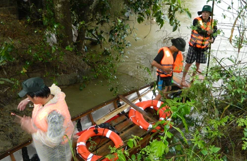 Miền Trung: Mưa lũ làm 8 người chết