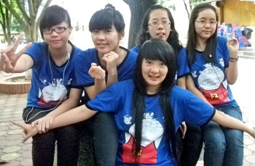 Đồng phục học sinh cuối cấp: Phá cách hay “phá phách”?